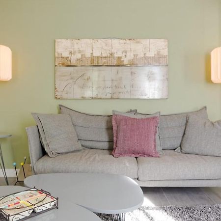 Private Furnished Apartment With All Comfort Has A Garden In A Green Space Мейрей Екстер'єр фото