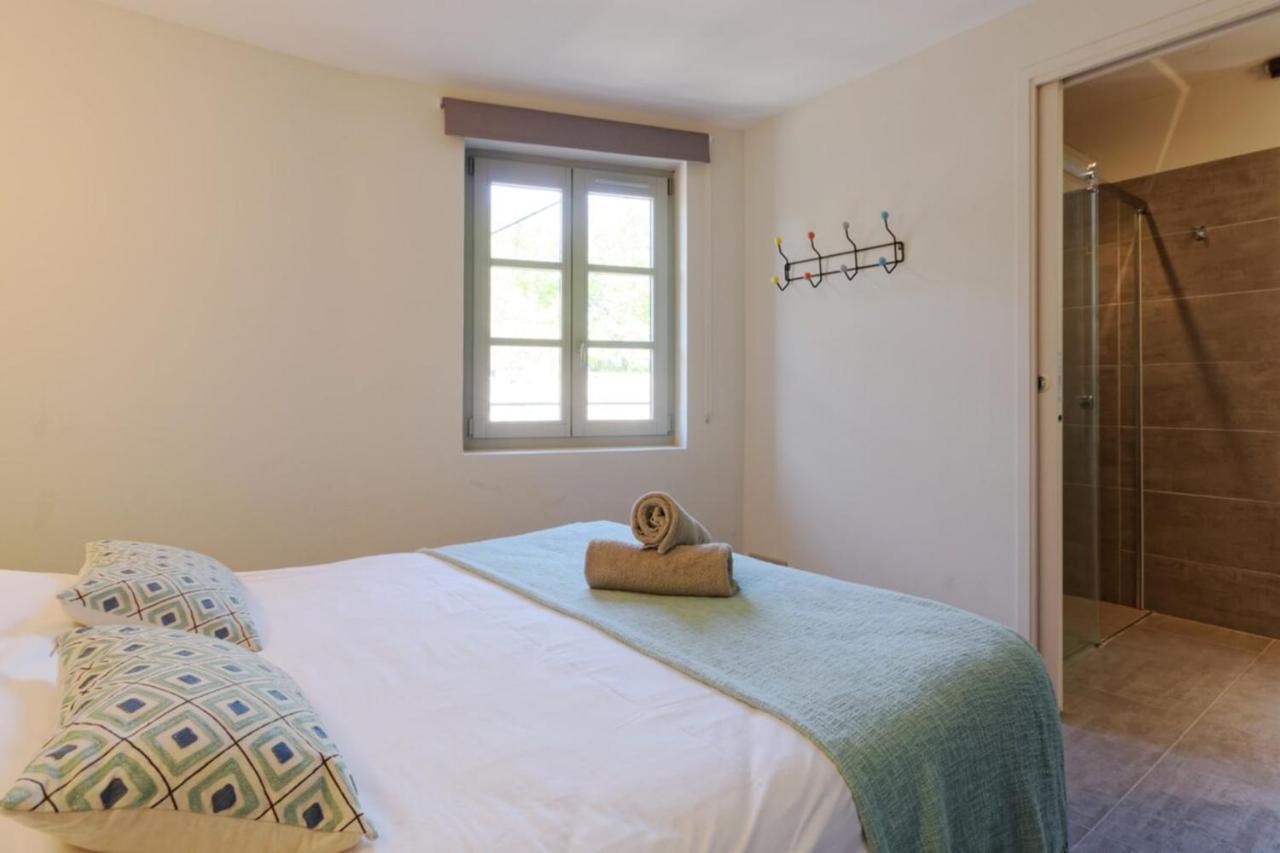 Private Furnished Apartment With All Comfort Has A Garden In A Green Space Мейрей Екстер'єр фото