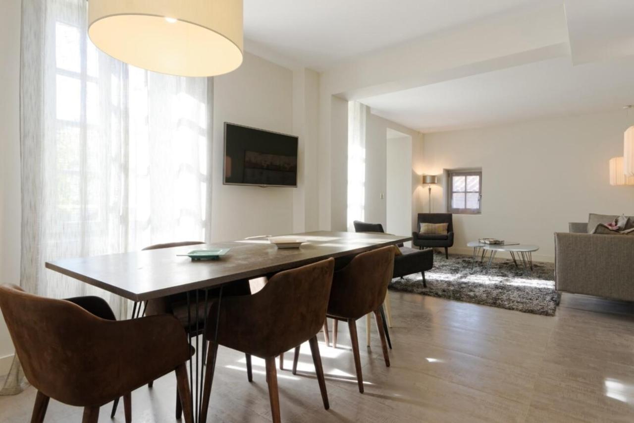 Private Furnished Apartment With All Comfort Has A Garden In A Green Space Мейрей Екстер'єр фото