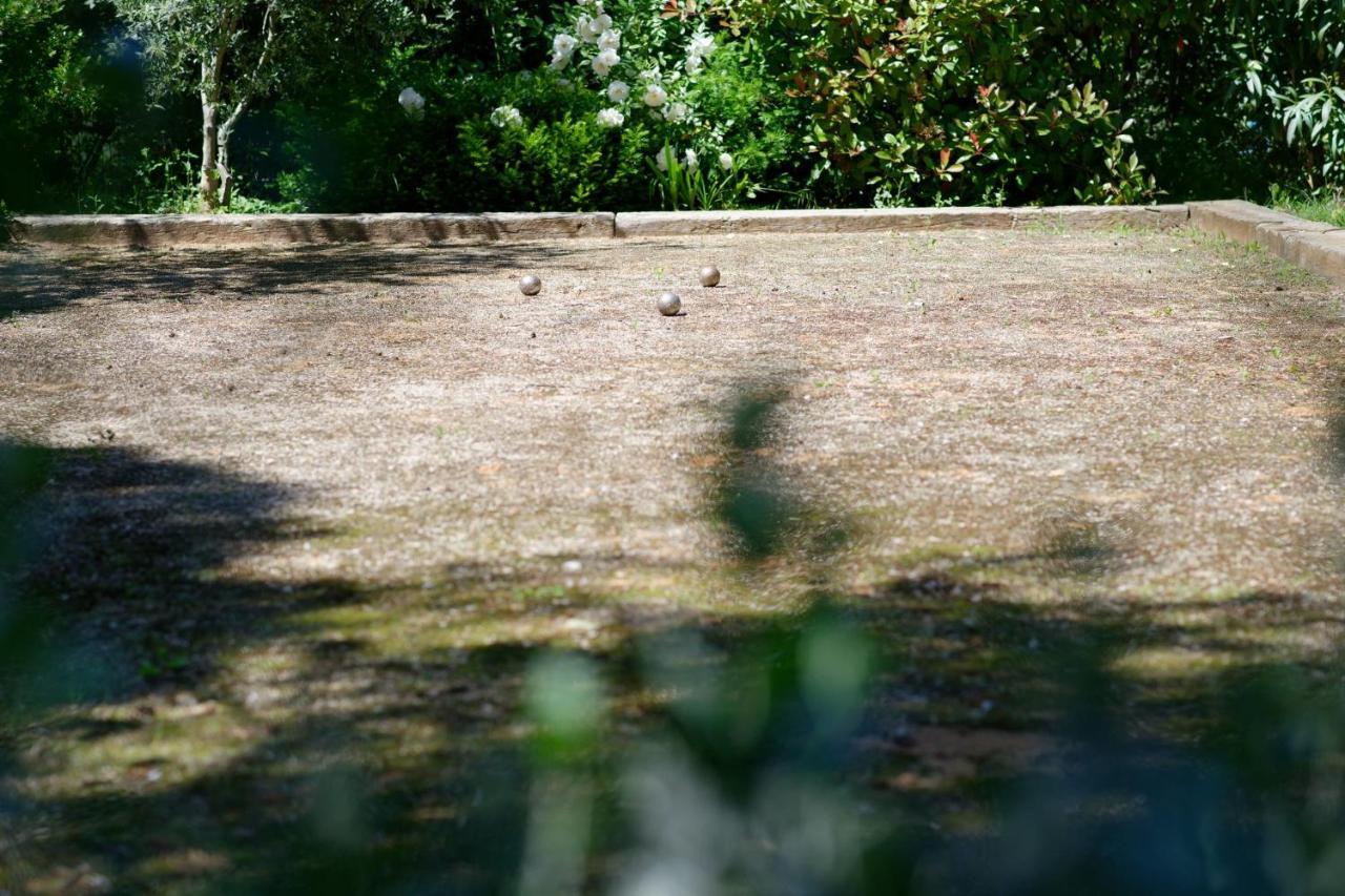 Private Furnished Apartment With All Comfort Has A Garden In A Green Space Мейрей Екстер'єр фото